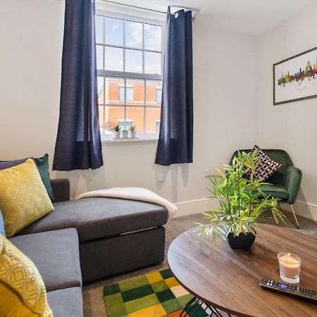 Whiskawaystays - Victoria House - Apartment 4 วุร์สเตอร์ ภายนอก รูปภาพ