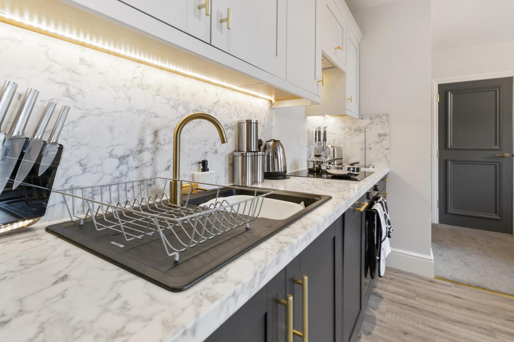 Whiskawaystays - Victoria House - Apartment 4 วุร์สเตอร์ ภายนอก รูปภาพ